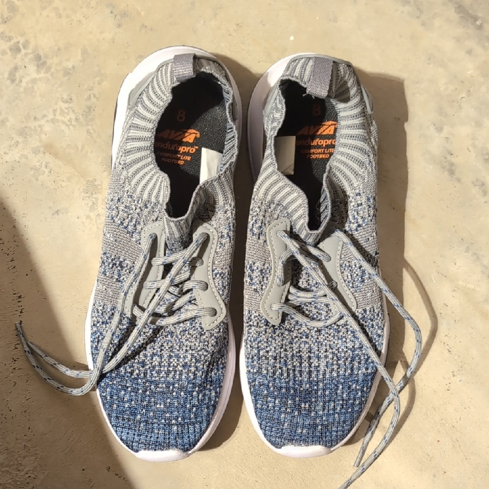 Avia Like New Sneakers